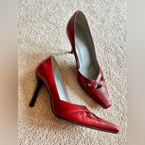 BCBG Paris Marroon Heels